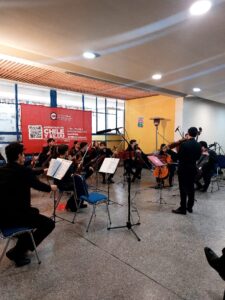 Camerata UNAB se presenta en el colegio Trewhela’s School de Providencia 