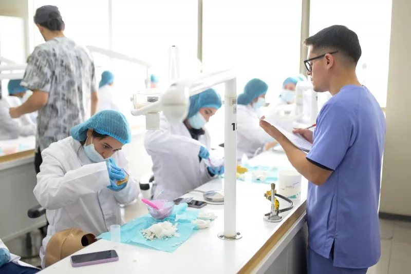 13º Interescolar de odontología Concepción 13º Interescolar de odontología Concepción