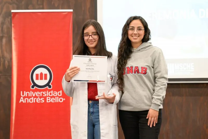 13º Interescolar de odontología Concepción 2° Lugar: Asenat Rivas Peña – Escuela Particular Gaspar Cabrales