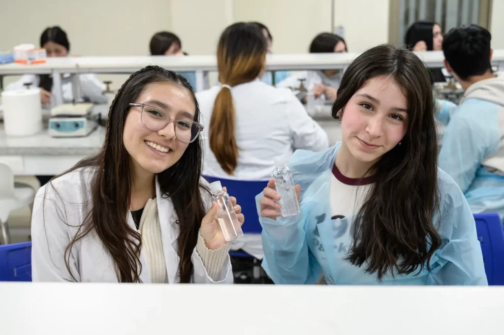 14º Interescolar de Salud y 1º Auxilios – Taller Química y Farmacia 2