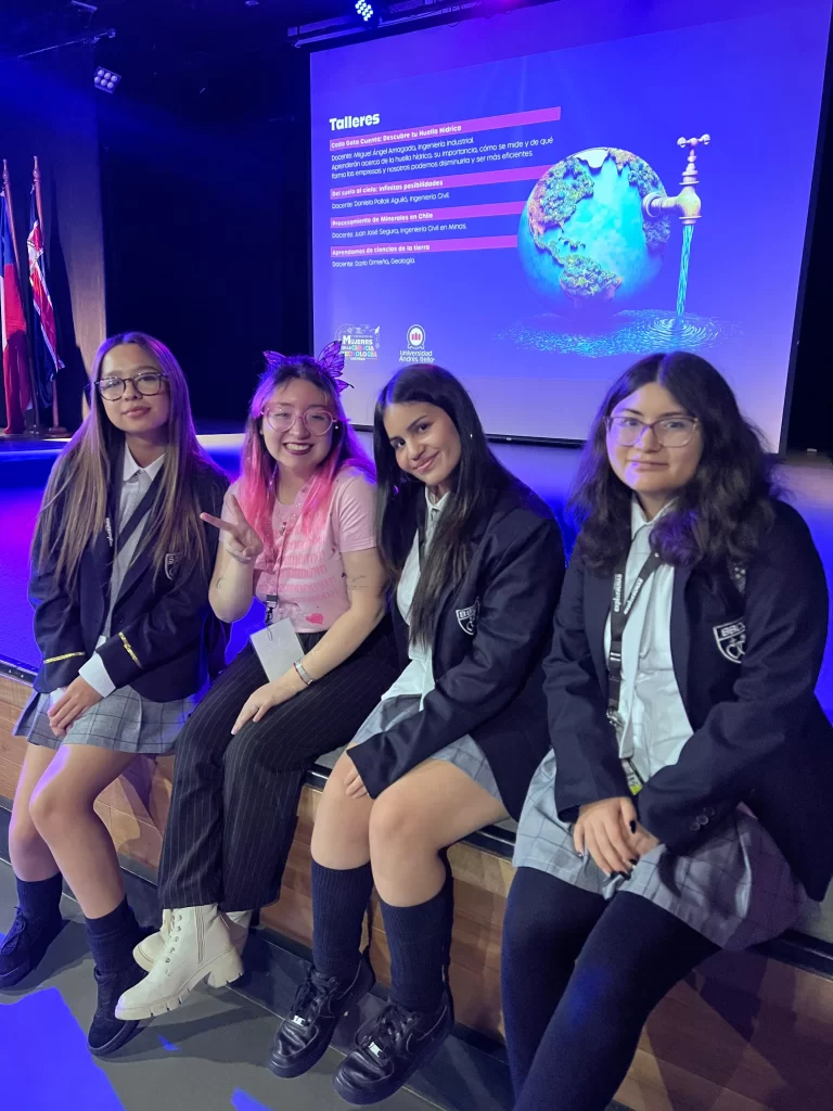 1º Encuentro de Mujeres en la Ciencia y Tecnología Santiago