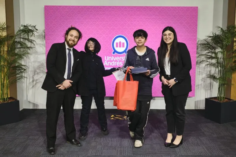 INTERESCOLAR DE DEBATE 2025 INTERESCOLAR DE DEBATE 2025