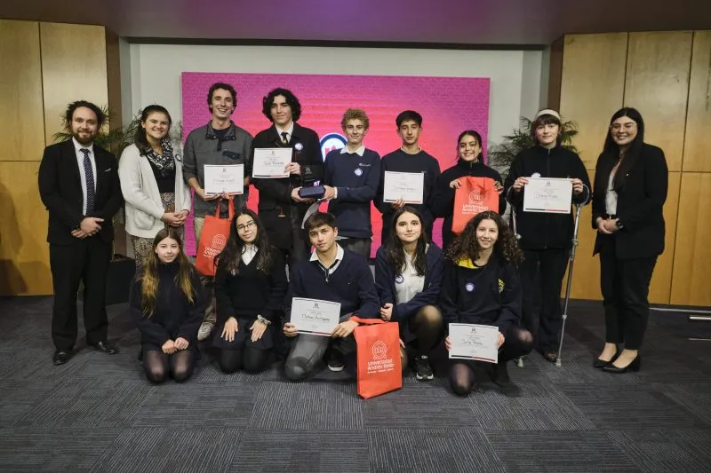 INTERESCOLAR DE DEBATE 2025 INTERESCOLAR DE DEBATE 2025