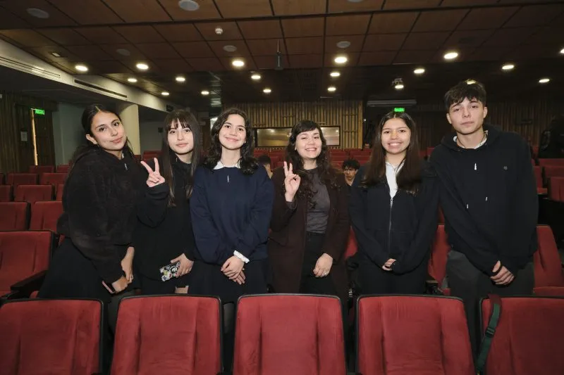 INTERESCOLAR DE DEBATE 2025 INTERESCOLAR DE DEBATE 2025