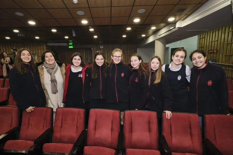 INTERESCOLAR DE DEBATE 2025 INTERESCOLAR DE DEBATE 2025