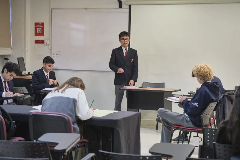 INTERESCOLAR DE DEBATE 2025 INTERESCOLAR DE DEBATE 2025