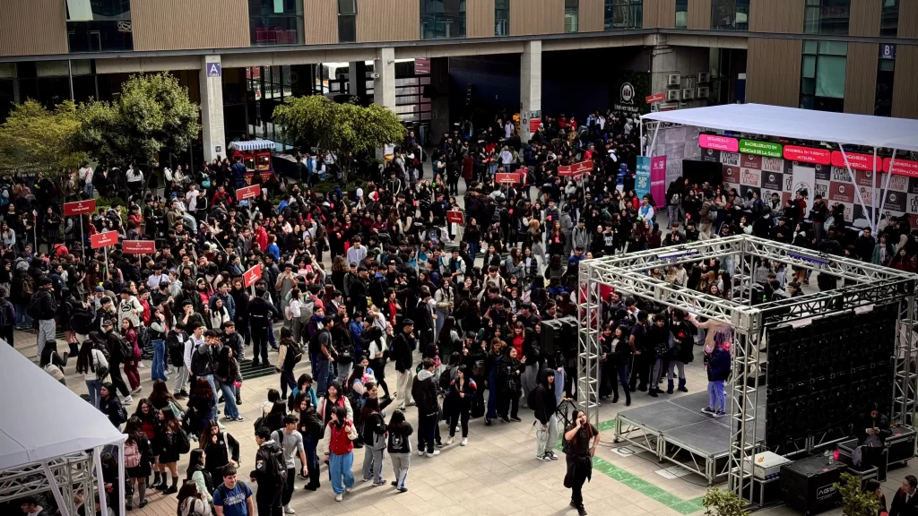 Explora la UNAB Viña 2025