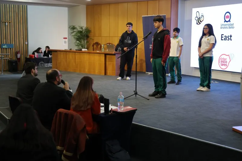 11º Interescolar de Spelling Bee Santiago 11º Interescolar de Spelling Bee Santiago