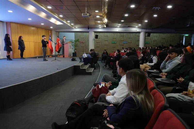 11º Interescolar de Spelling Bee Santiago 11º Interescolar de Spelling Bee Santiago