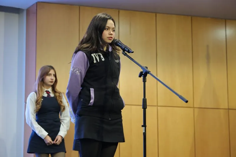 11º Interescolar de Spelling Bee Santiago 11º Interescolar de Spelling Bee Santiago