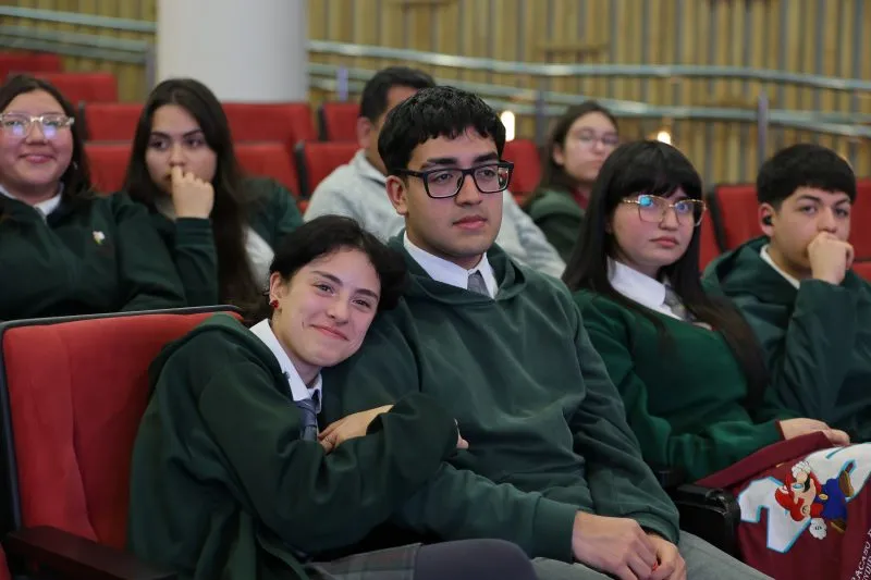 11º Interescolar de Spelling Bee Santiago 11º Interescolar de Spelling Bee Santiago