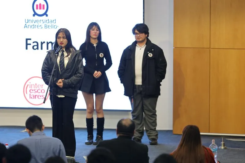 11º Interescolar de Spelling Bee Santiago 11º Interescolar de Spelling Bee Santiago