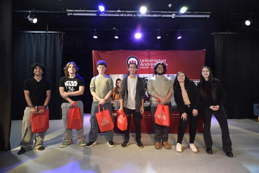 2°-Interescolar-de-Robotica-e-IA-Stgo-Campus-Antonio-Varas-13-900×601