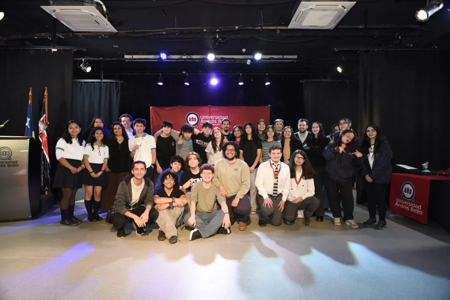 2°-Interescolar-de-Robotica-e-IA-Stgo-Campus-Antonio-Varas-5-900×601