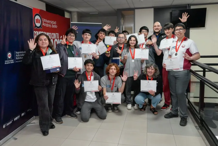 Interescolar-de-Robótica-e-IA-Conce-56444-900×601