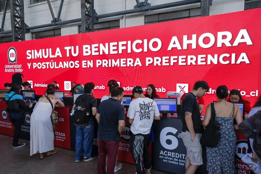 Feria de Postulaciones UNAB